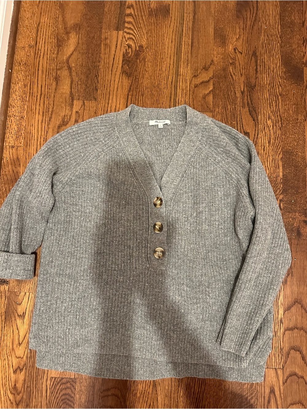 Madewell Heather Gray Ribbed V-Neck Sweater with Three Buttons